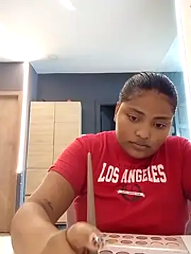 Cristal hott1 online show from 24, 2, 2026