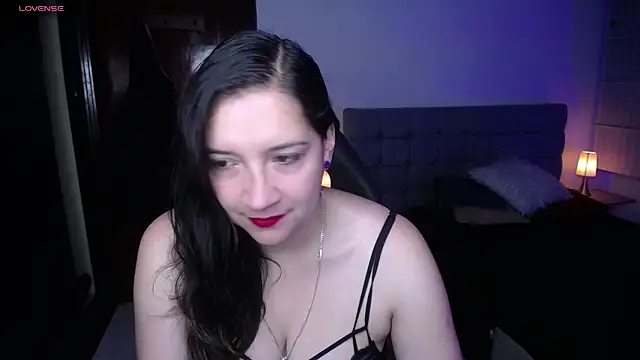 Agatha bellucci  online show from 20, 11, 2025