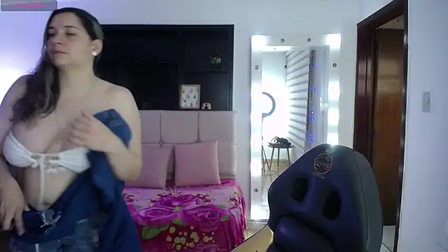 Agatha bellucci  online show from 16, 3, 2026