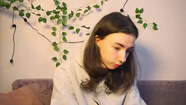 DeneenTurja online show from 16, 11, 2025