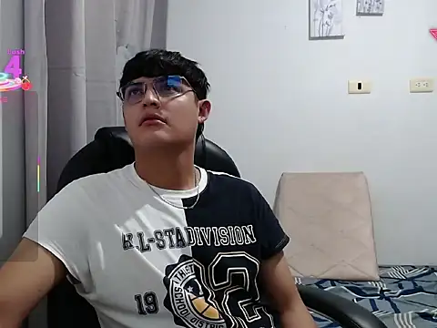 yesitwink  online show from 16, 3, 2026