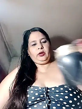 Ayma1983 online show from 18, 11, 2025