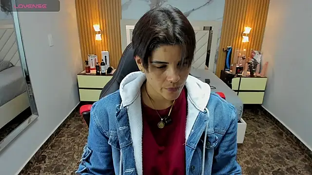 KAROLLJONES1 online show from 21, 11, 2025