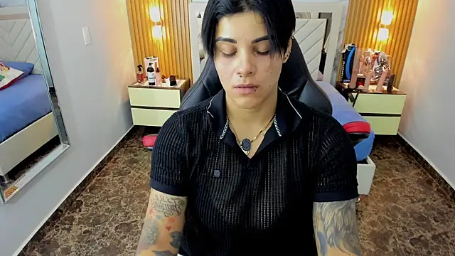 KAROLLJONES1 online show from 15, 12, 2025