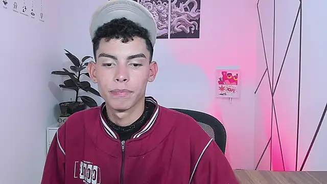 Room 69x online show from 18, 11, 2025