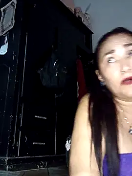 Snapshot of linda_luna29 chatting on 13, 9, 2025 linda luna29 online show from 13, 9, 2025