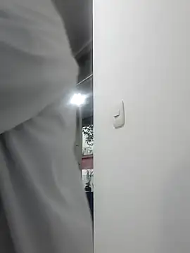 Snapshot of linda_luna29 chatting on 22, 9, 2025 linda luna29 online show from 22, 9, 2025