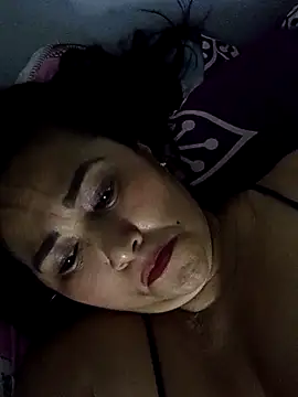 Snapshot of linda_luna29 chatting on 1, 11, 2025 linda luna29 online show from 1, 11, 2025