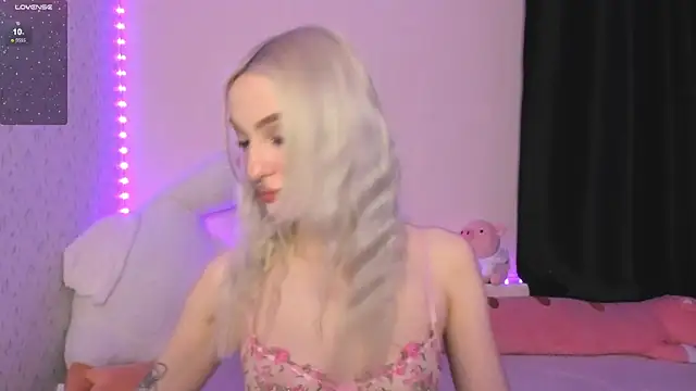 succubantra online show from 14, 1, 2026