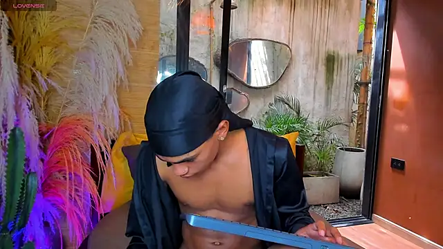 AlanCutee online show from 5, 1, 2026