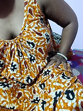 Snapshot of Cute-Swewty chatting on 21, 11, 2025 Cute-Swewty online show from 21, 11, 2025