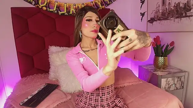 Alaia Snow online show from 12, 10, 2025