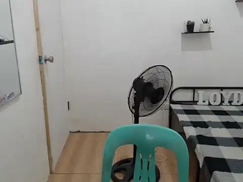 Snapshot of Lloyd_wintours chatting on 24, 10, 2025 Lloyd wintours online show from 24, 10, 2025