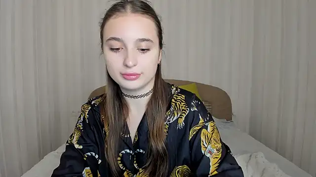 Snapshot of Daria_de_luxe chatting on 9, 10, 2025 Daria de luxe online show from 9, 10, 2025