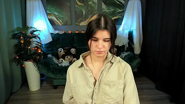 Snapshot of AnoraDark chatting on 10, 10, 2025 AnoraDark online show from 10, 10, 2025