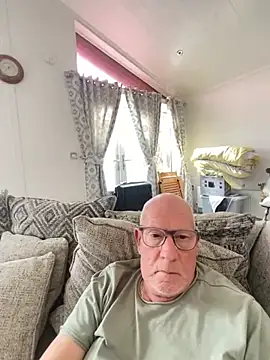 Snapshot of philefc chatting on 9, 3, 2026 philefc online show from 9, 3, 2026