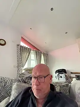 Snapshot of philefc chatting on 15, 3, 2026 philefc online show from 15, 3, 2026