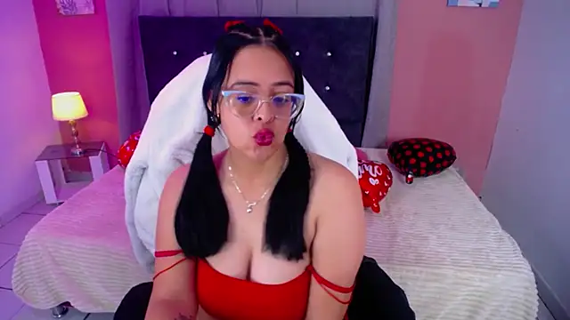 Sofia leving online show from 24, 9, 2025