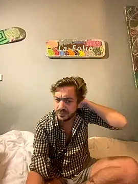 Snapshot of 3615-ULLA chatting on 8, 11, 2025 3615-ULLA online show from 8, 11, 2025