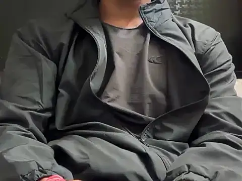 Snapshot of develhd chatting on 19, 11, 2025 develhd online show from 19, 11, 2025