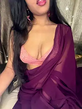 KARISHMA-STRIP online show from 6, 1, 2026