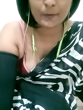 Snapshot of Queen_Kushi4 chatting on 23, 9, 2025 Queen Kushi4 online show from 23, 9, 2025