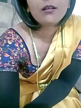Snapshot of Queen_Kushi4 chatting on 27, 9, 2025 Queen Kushi4 online show from 27, 9, 2025