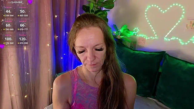 Jesica mooon online show from 1, 2, 2026