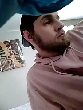 Snapshot of high3ndlowlife chatting on 10, 11, 2025 high3ndlowlife online show from 10, 11, 2025