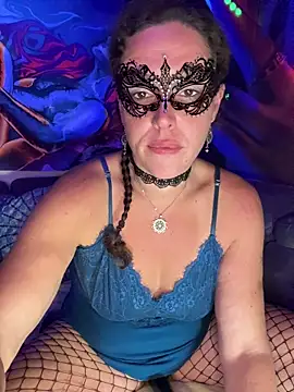 Snapshot of Nadja_Noir chatting on 14, 10, 2025 Nadja Noir online show from 14, 10, 2025