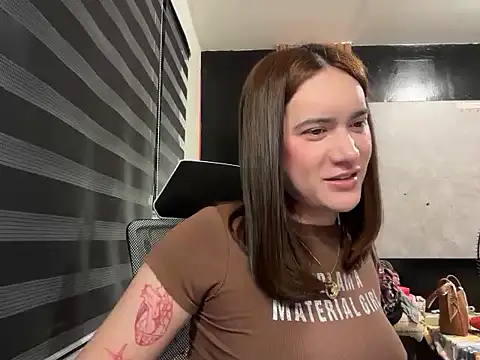 Yhanbeaufort18 online show from 30, 11, 2025