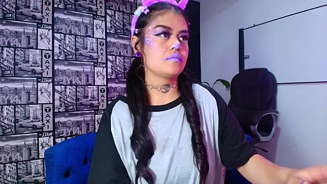 Mia Morelli  online show from 23, 10, 2025