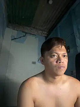 Snapshot of MasterAsian23 chatting on 22, 10, 2025 MasterAsian23 online show from 22, 10, 2025