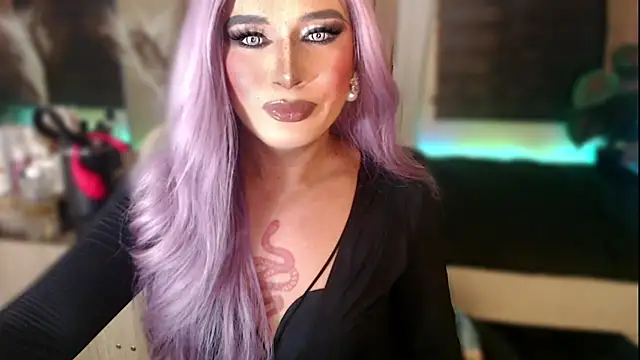 Snapshot of mslilly_croft chatting on 8, 2, 2026 mslilly croft online show from 8, 2, 2026