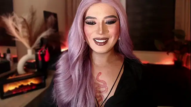 Snapshot of mslilly_croft chatting on 11, 2, 2026 mslilly croft online show from 11, 2, 2026