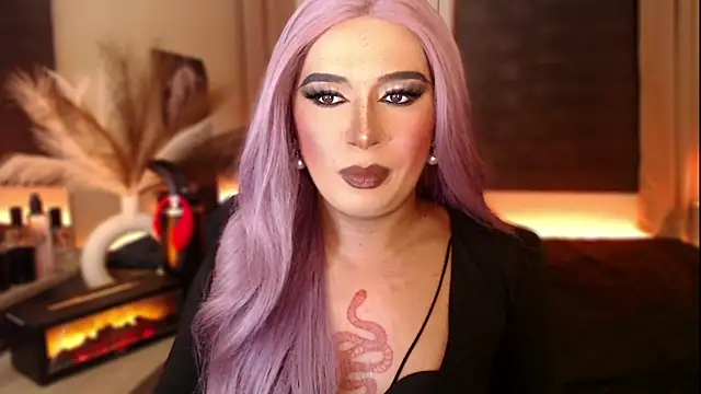 Snapshot of mslilly_croft chatting on 13, 2, 2026 mslilly croft online show from 13, 2, 2026