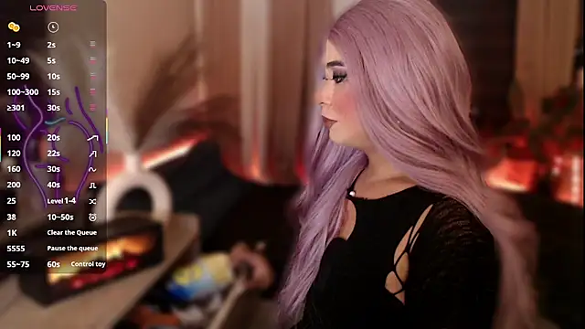 Snapshot of mslilly_croft chatting on 5, 3, 2026 mslilly croft online show from 5, 3, 2026