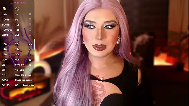 Snapshot of mslilly_croft chatting on 13, 3, 2026 mslilly croft online show from 13, 3, 2026