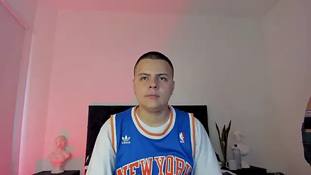 NoahLux online show from 18, 9, 2025