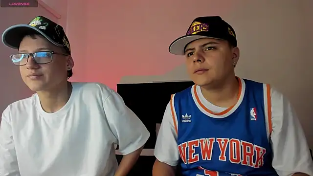 NoahLux online show from 5, 10, 2025