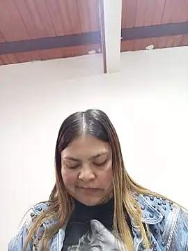 LUCIANA  99 online show from 4, 10, 2025