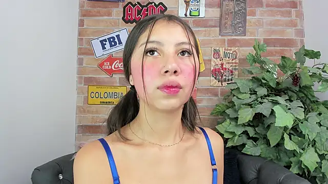 Snapshot of misss_luxury chatting on 10, 11, 2025 misss luxury online show from 10, 11, 2025