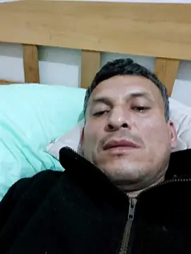 Snapshot of luislimafuego chatting on 14, 11, 2025 luislimafuego online show from 14, 11, 2025