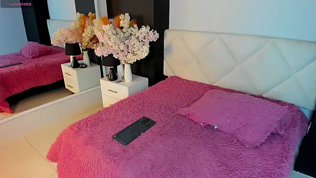 veronica hill  online show from 6, 1, 2026