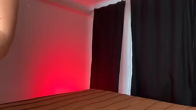 Snapshot of louiseberkeley chatting on 12, 2, 2026 louiseberkeley online show from 12, 2, 2026