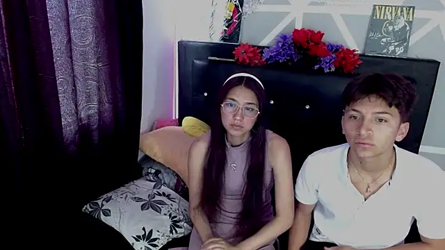 COZY7COUPLE online show from 25, 9, 2025