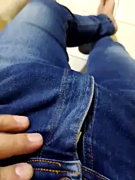 Snapshot of JoaoPedro17cm chatting on 10, 9, 2025 JoaoPedro17cm online show from 10, 9, 2025