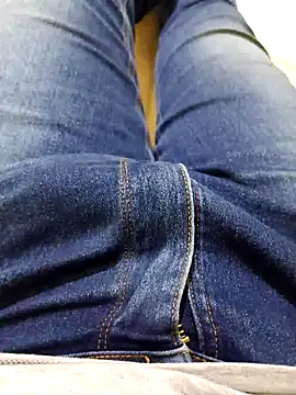 Snapshot of JoaoPedro17cm chatting on 11, 9, 2025 JoaoPedro17cm online show from 11, 9, 2025