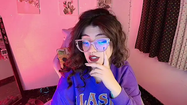 isaferrer06 online show from 8, 11, 2025