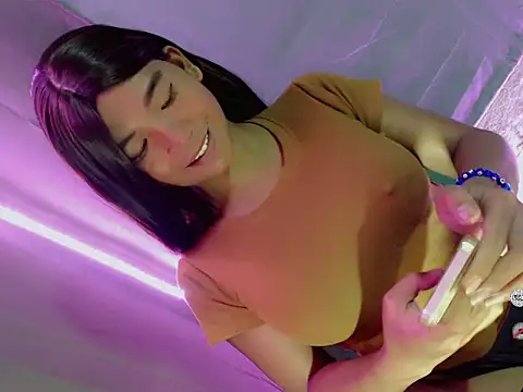 Snapshot of slutty_piinkie chatting on 22, 9, 2025 slutty piinkie online show from 22, 9, 2025
